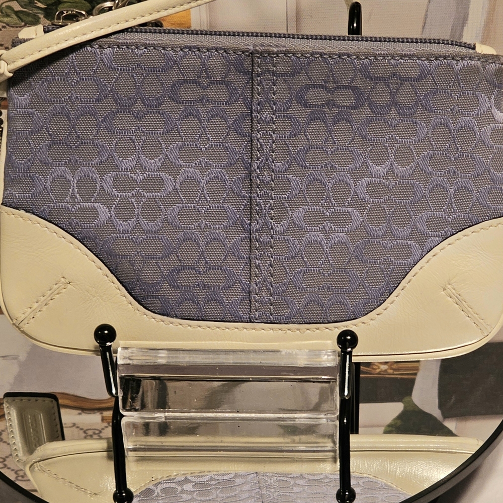Vintage Coach Signature Jacqard Slate Blue Canvas and Leather Wrislet - Picture 2 of 7